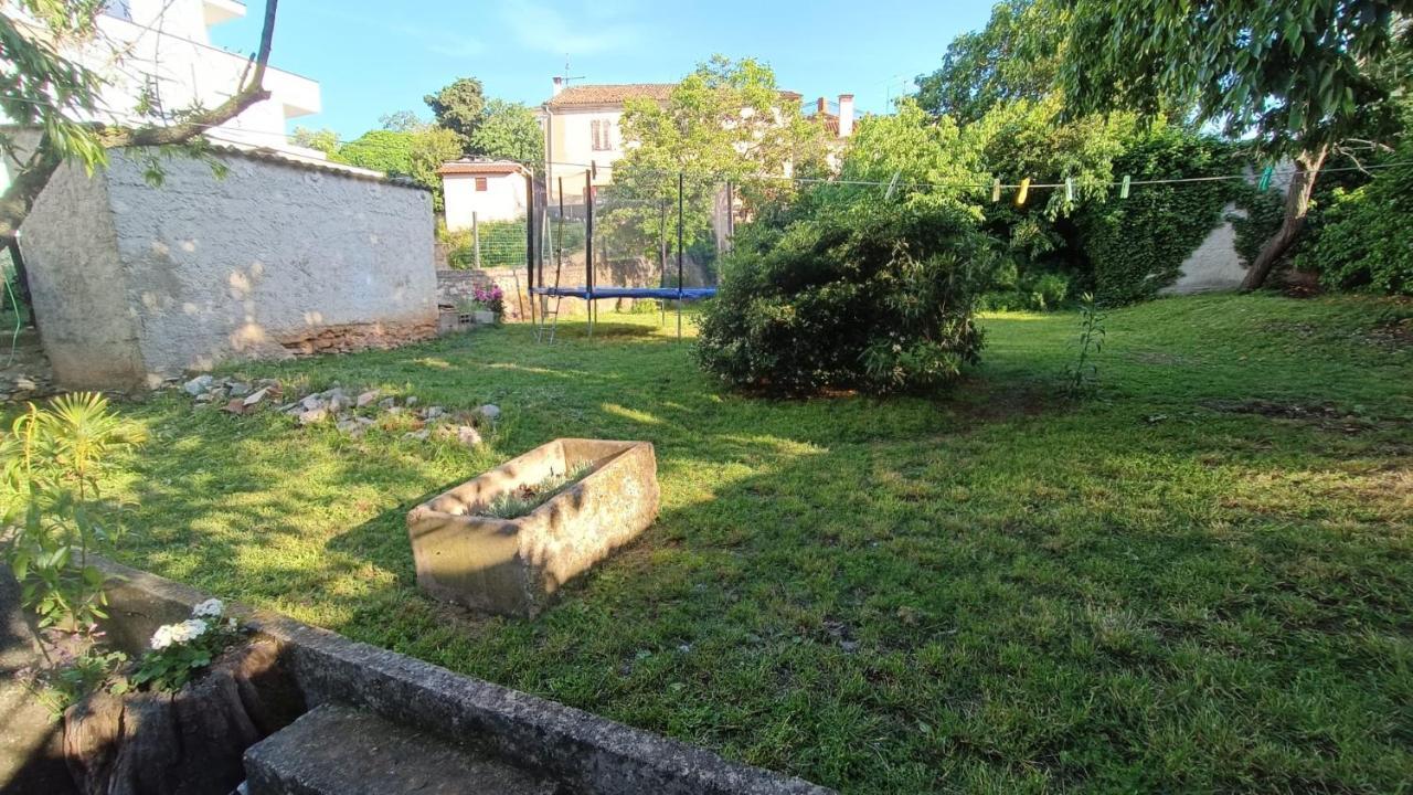 Studio Apartment Jemi Pula Exterior photo